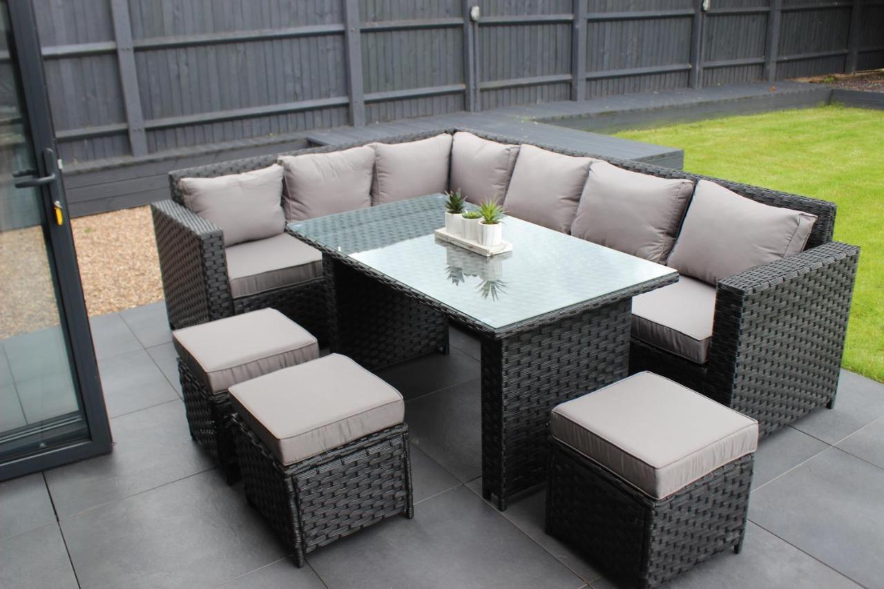 Modern Spacious House - Sleeps 16, Free Parking, Sun Terrace Nuneaton Exterior foto
