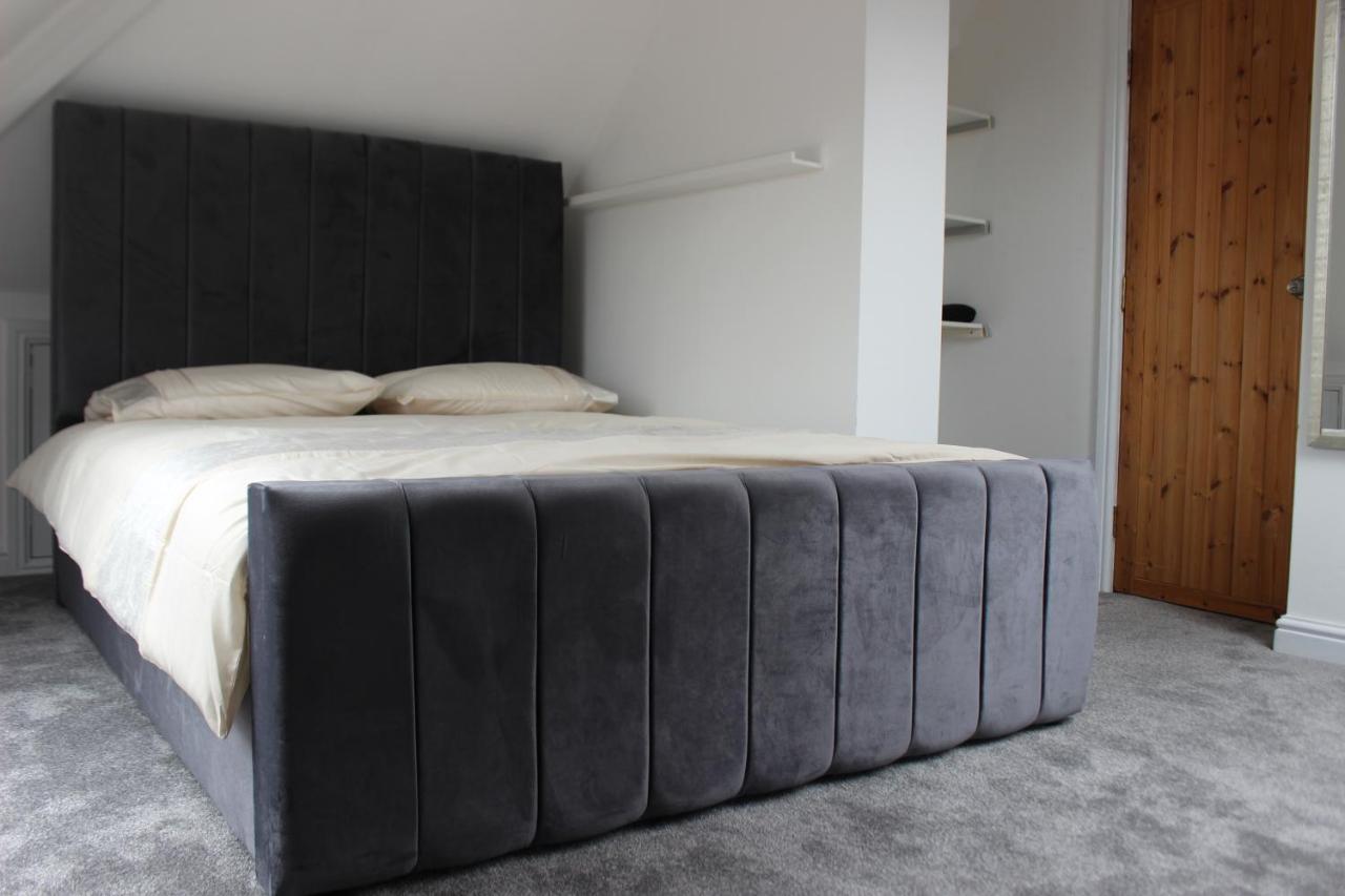 Modern Spacious House - Sleeps 16, Free Parking, Sun Terrace Nuneaton Exterior foto