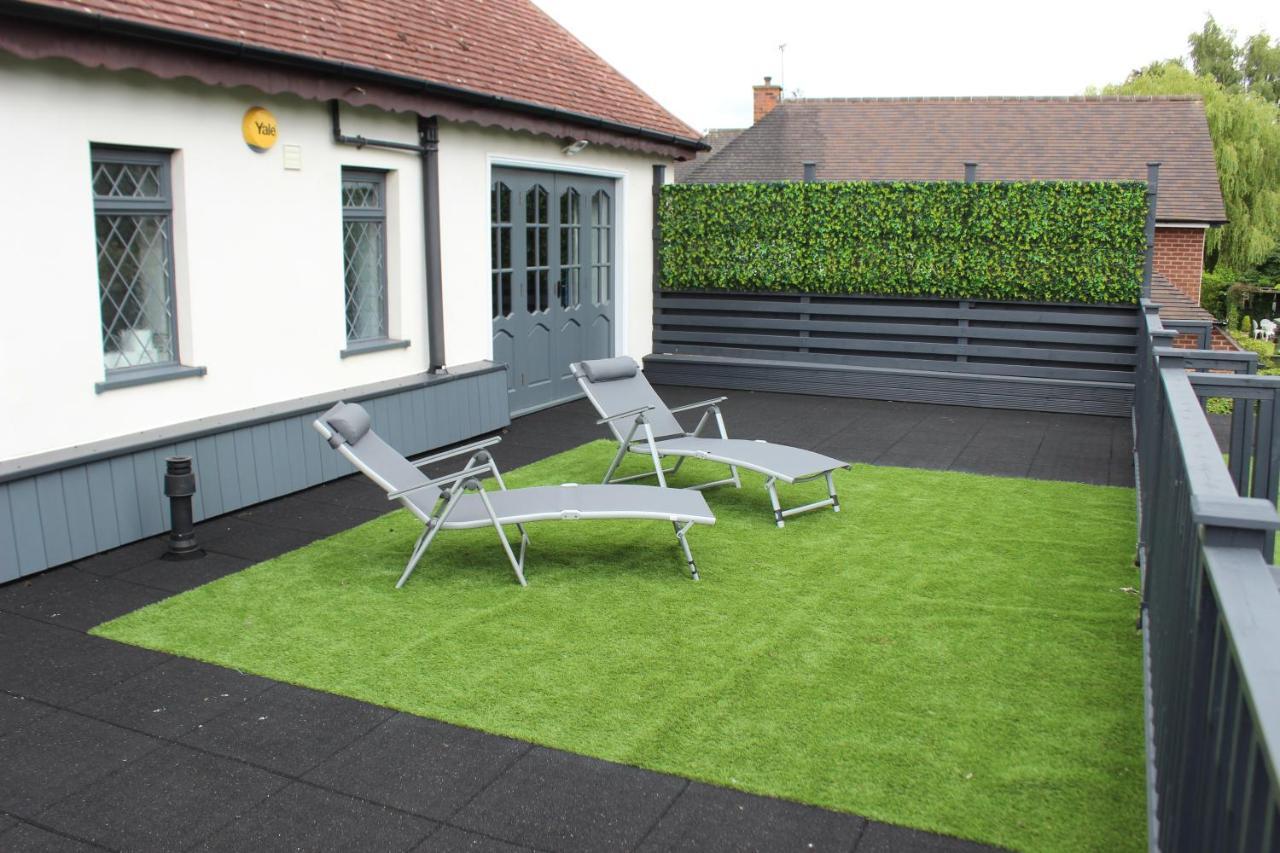 Modern Spacious House - Sleeps 16, Free Parking, Sun Terrace Nuneaton Exterior foto