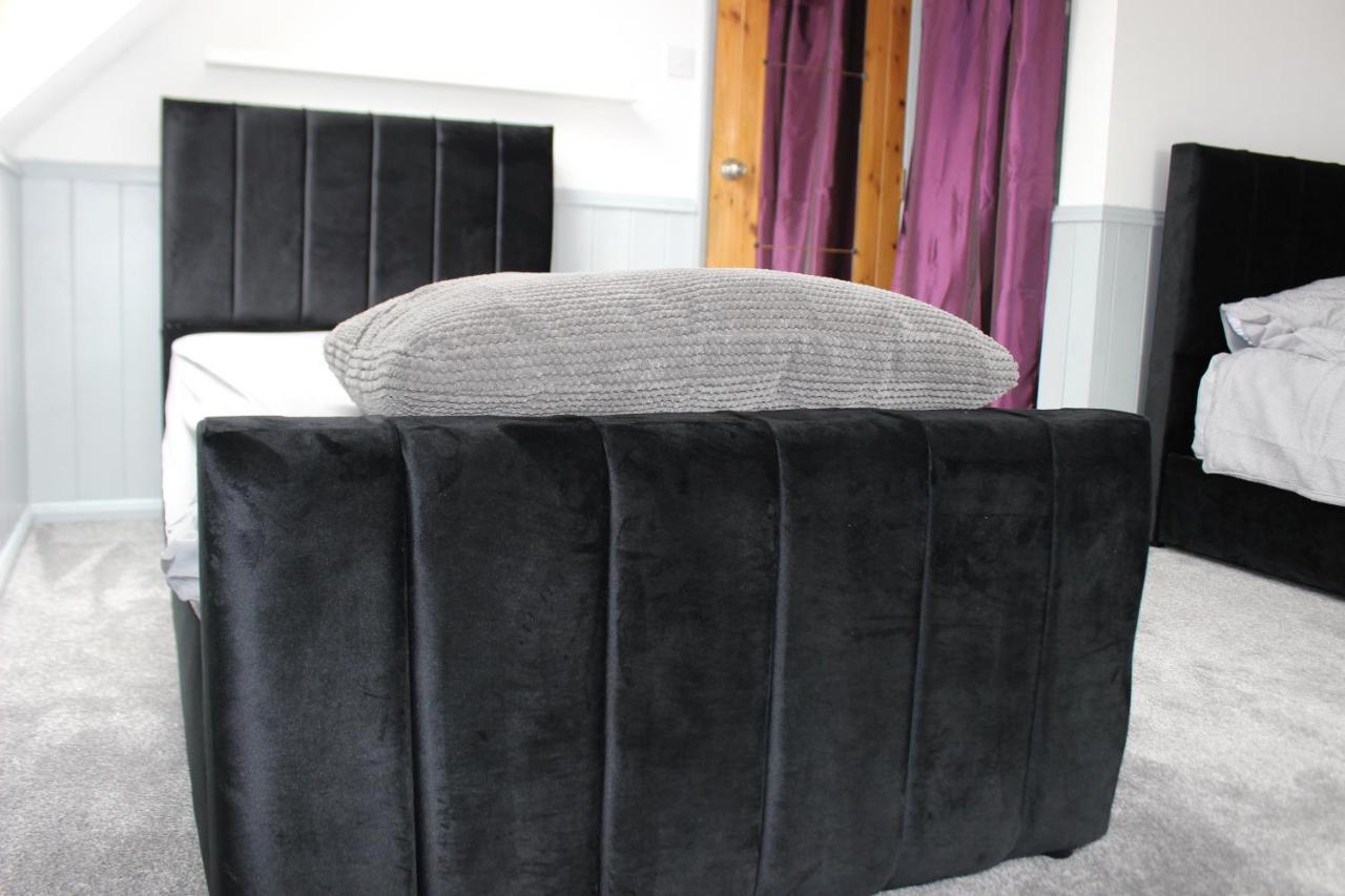 Modern Spacious House - Sleeps 16, Free Parking, Sun Terrace Nuneaton Exterior foto