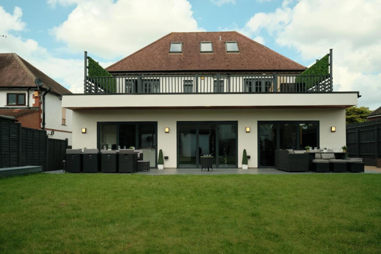 Modern Spacious House - Sleeps 16, Free Parking, Sun Terrace Nuneaton Exterior foto
